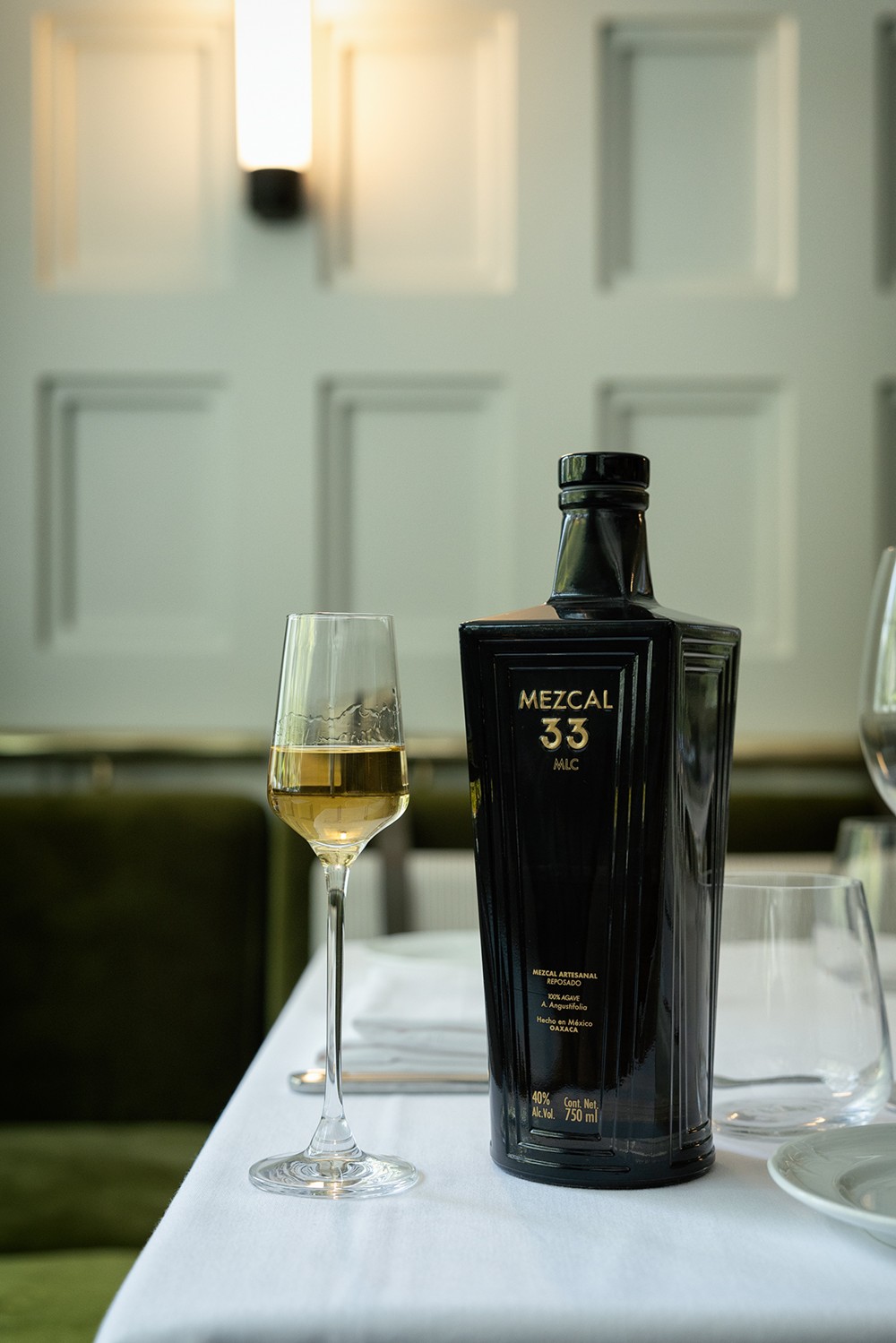 06_Mezcal_33_Producto_Ivan_de_la_Luz_Proyecto