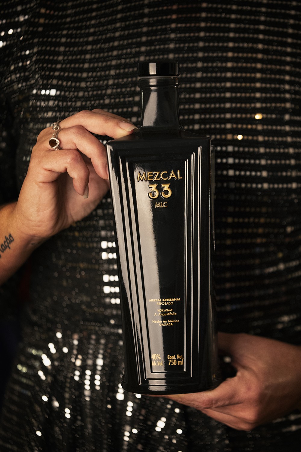 14_Mezcal_33_Producto_Ivan_de_la_Luz_Proyecto